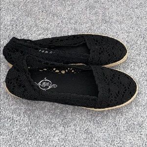*FREE WITH PURCHASE Sole Mates Black Espadrilles